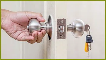 Marlborough Lock And Locksmith Marlborough, MA 508-980-7048 - 4a-change-locks-service