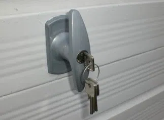 Marlborough Lock And Locksmith Marlborough, MA 508-980-7048 - 6a-Garage-Door-Locks